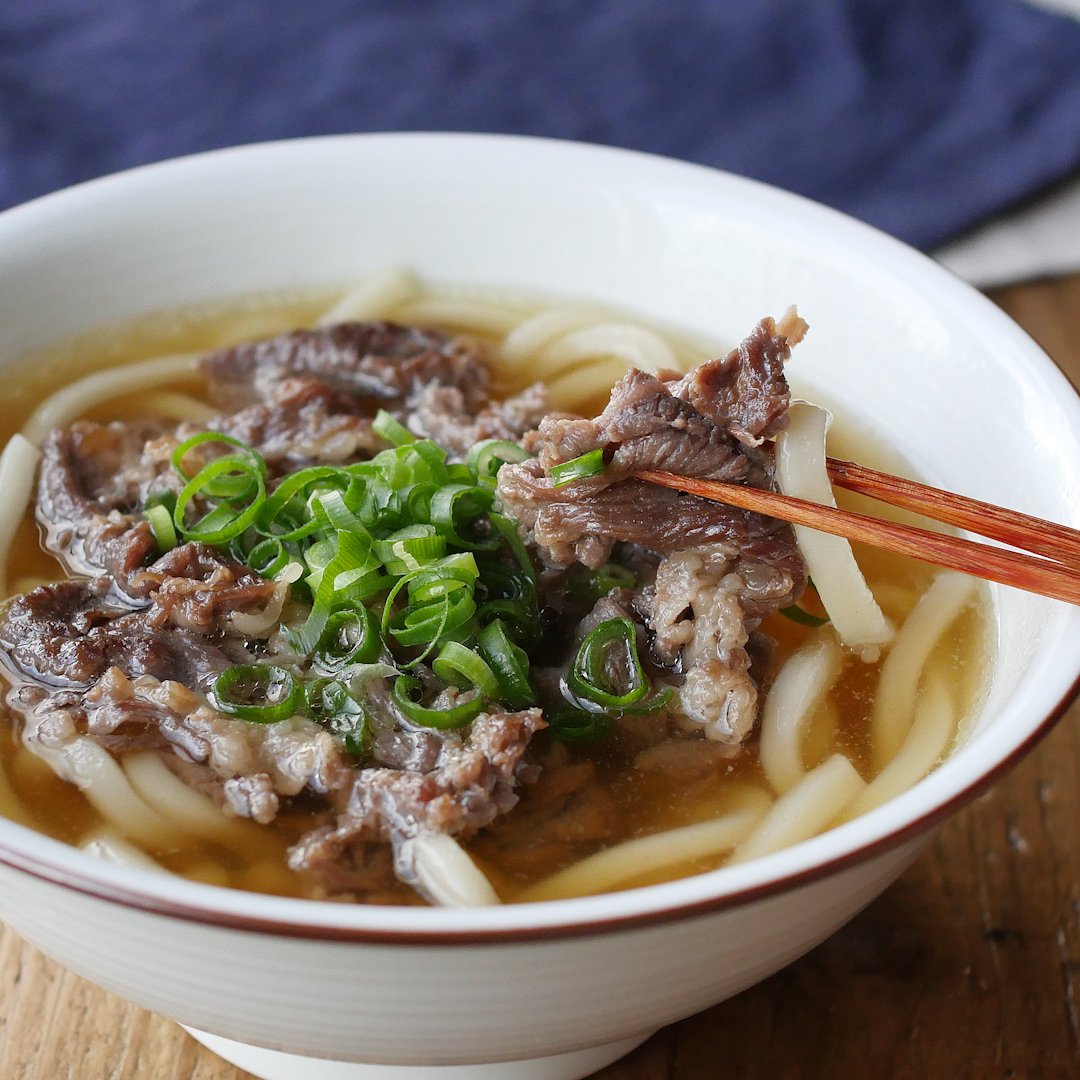 うどんやたこ焼きの画像